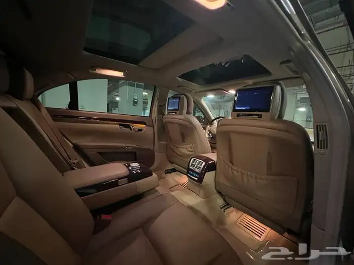 مخزن مرسيدس بانوراما 350 مواصفات500 عداد 83 الف فقط اجفالي 29