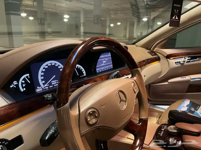 مخزن مرسيدس بانوراما 350 مواصفات500 عداد 83 الف فقط اجفالي 38