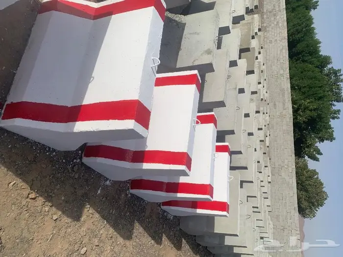 قواعد اناره وحواجز خرسانيه سفتي نيوجيرسي صبات مصدات 5