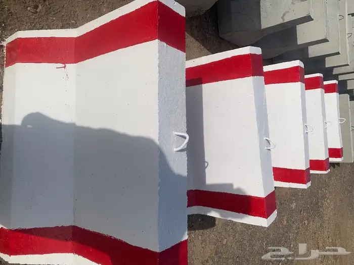 قواعد اناره وحواجز خرسانيه سفتي نيوجيرسي صبات مصدات 4