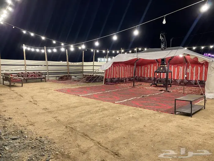 خيمة ب 100 وخيمه ب 200 مع المشب والحمام 3