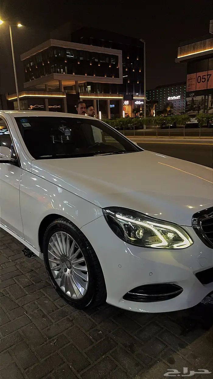 مرسيدس e300 نضيف جدا 0
