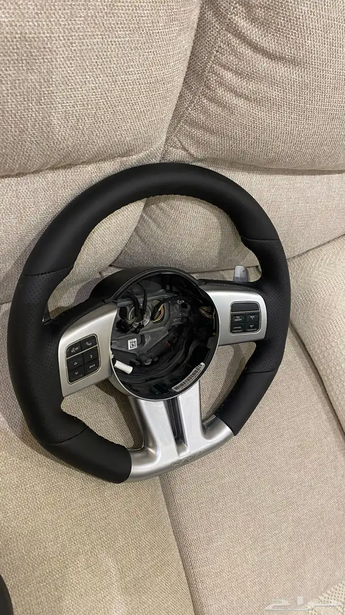 طاره كلايسلر وتشارجر SRT موديل 2014 للبيع 0