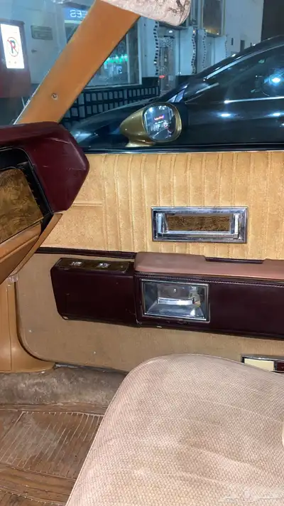 بونتياك بونفيل 1980 كلاسيك 5