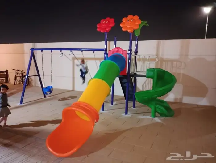 العاب مراجيح وزحاليق للأطفال 31