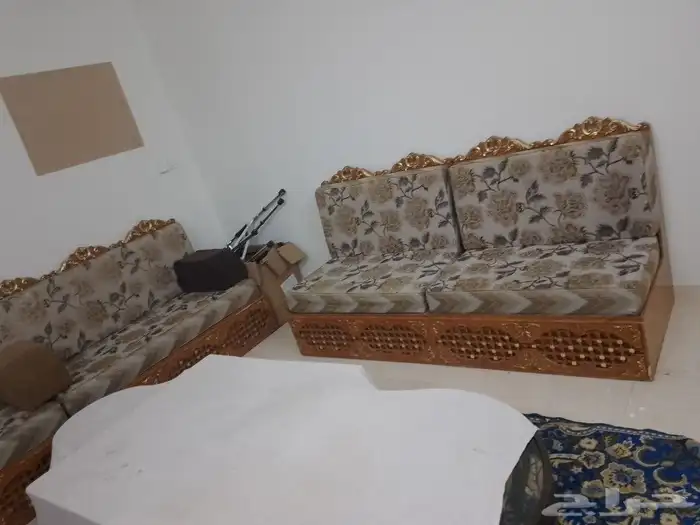 كنب للبيع نوعين. 6