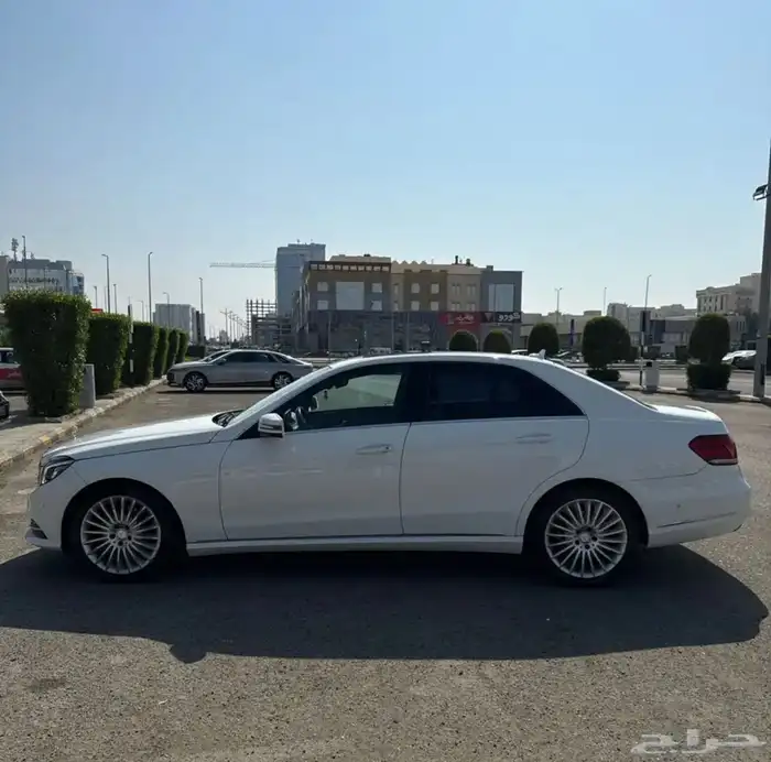 مرسيدس e300 نضيف جدا 13