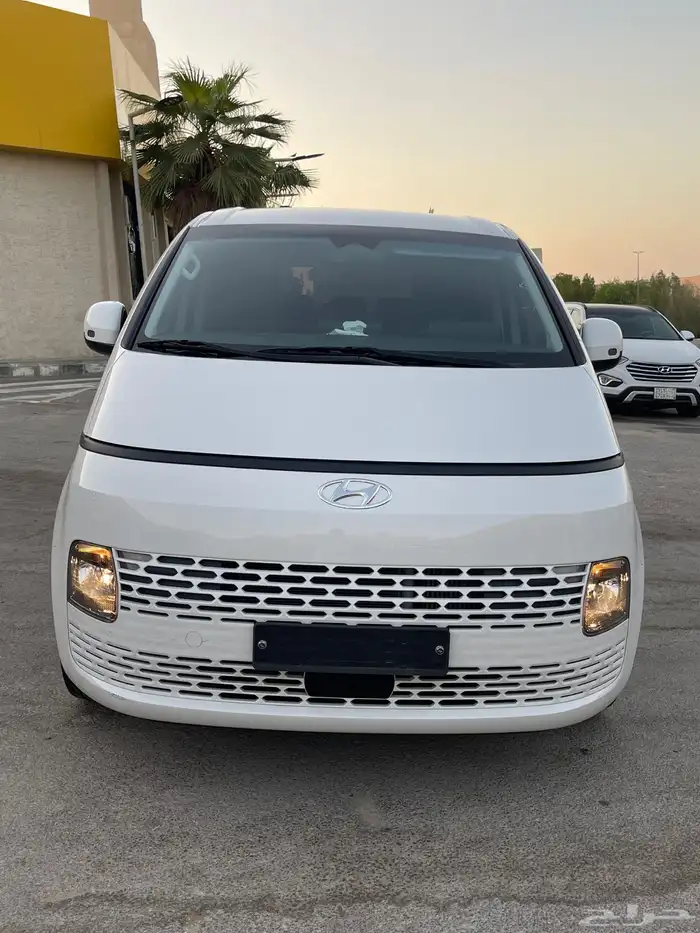 تم البيع هواندي ستاريا 2022 ديزل 0