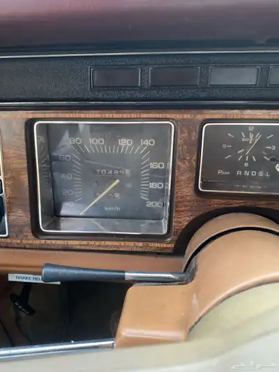 بونتياك بونفيل 1980 كلاسيك 6