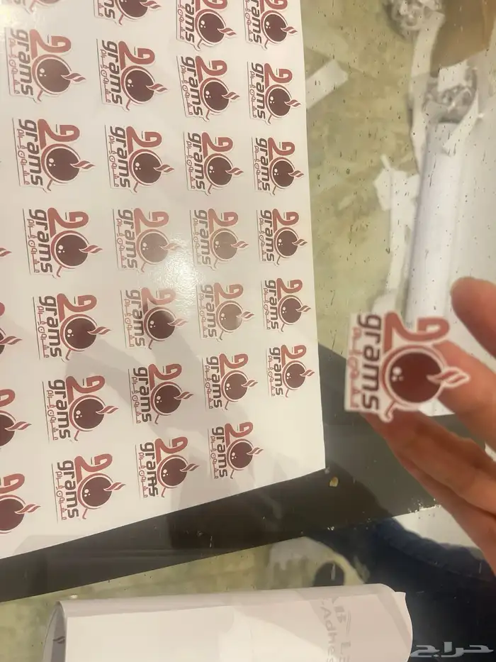 طباعة وقص استيكرات المناسبات 8