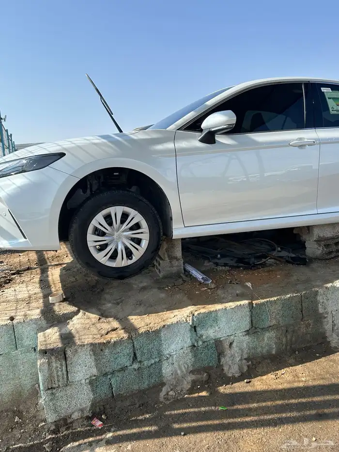 قطع كامري تشليح من 2018 الى 2025 8