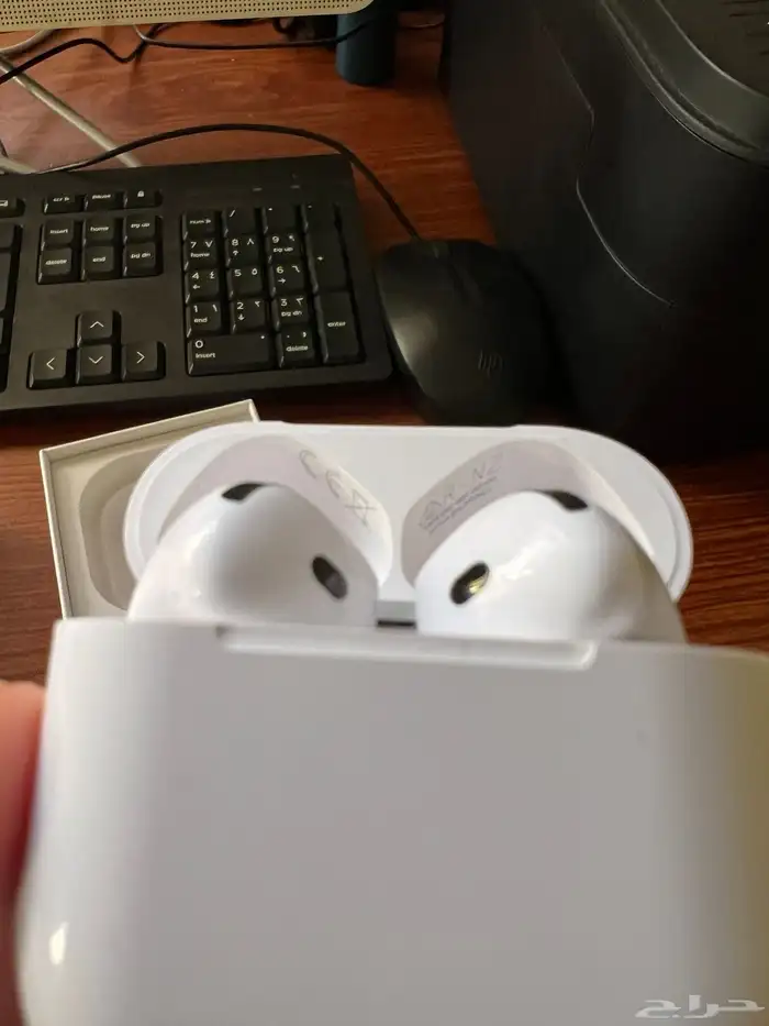 سماعة ابل ايربودز شبيهة الجيل الرابع مع خاصية الغاء الضوضاء 4
