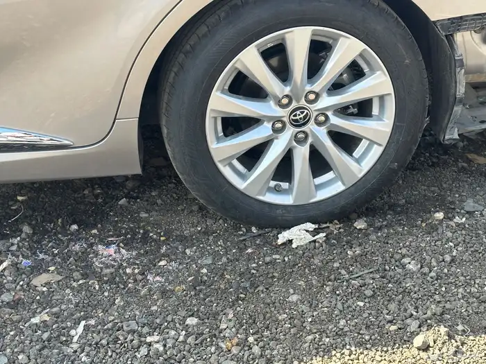 قطع كامري تشليح من 2018 الى 2025 5