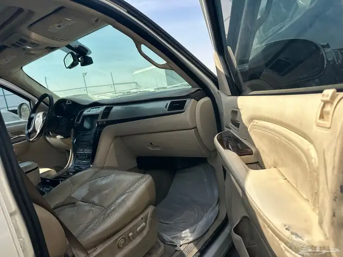 كديلاك اسكاليد 2008 13