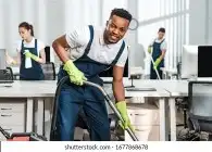 لدي جميع أنواع عمال النظافة والمساعدين الذين أريد تسليمهم 0