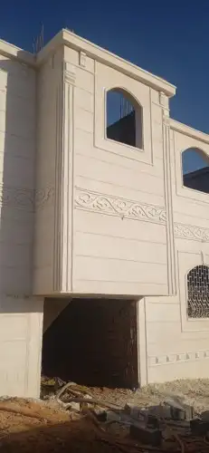 هذ من اشغلنا ديكورات خراجيه والياسه ملونه باللااسمنت الابيض 5