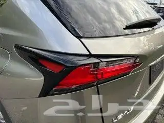 سطب خلفي يسار لكزس nx مستعمل نظيف وكالة 1