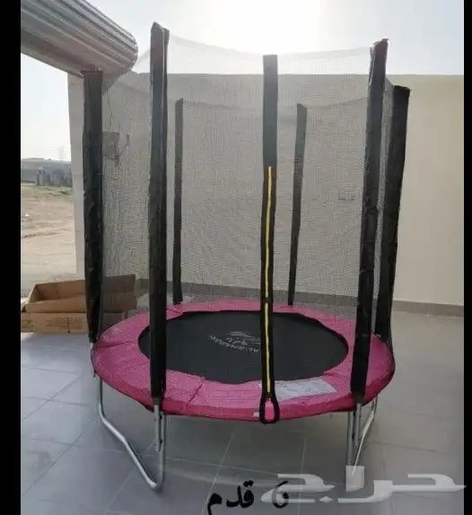 حياكم الله  في مرجيحه نطاطا في وسط 2