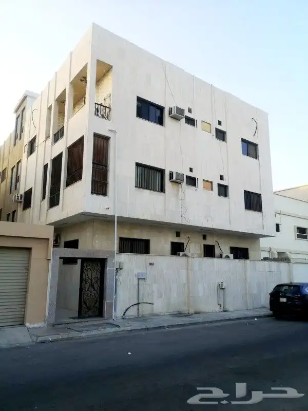 عماره للبيع في الخبر حي مدينة العمال خلف فندق رمادا 0