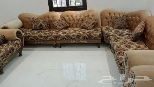 كنب 4ب6 نظيف لا حروق ولاشي للبيع ب500ريال 2