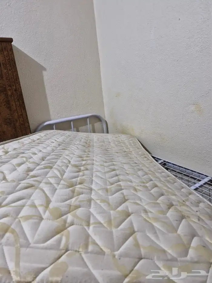 يوجد 3 مرتبة للبيع 0