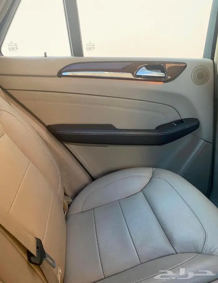 مرسيديس بينز ML400 موديل 2015 6