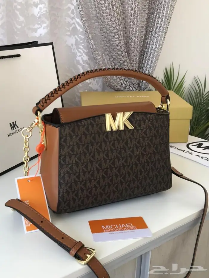 شنط درجة اولى ماركة مايكل كورس شنطة ماركات اكثر من 50صورة MK 28