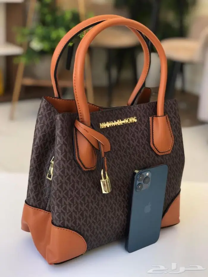 شنط درجة اولى ماركة مايكل كورس شنطة ماركات اكثر من 50صورة MK 33