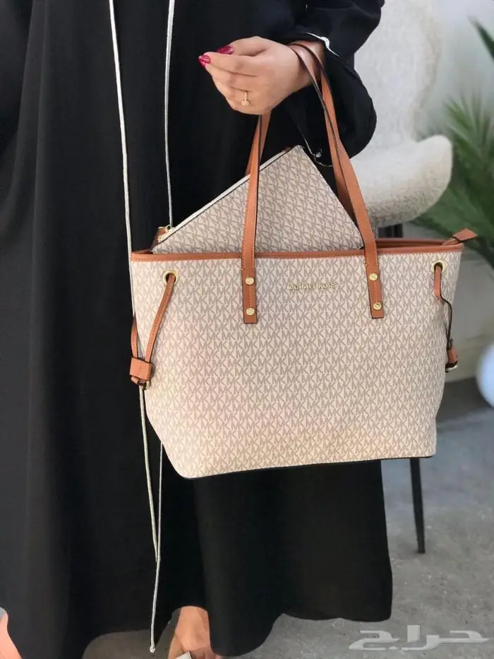 شنط درجة اولى ماركة مايكل كورس شنطة ماركات اكثر من 50صورة MK 41