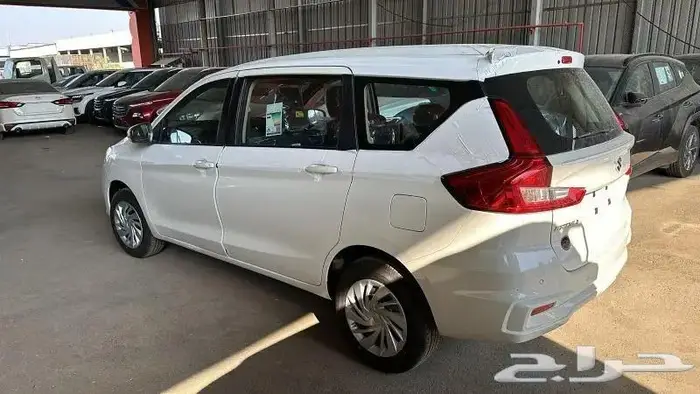 سوزوكي ارتيجا 2025 بافضل الاسعار 7