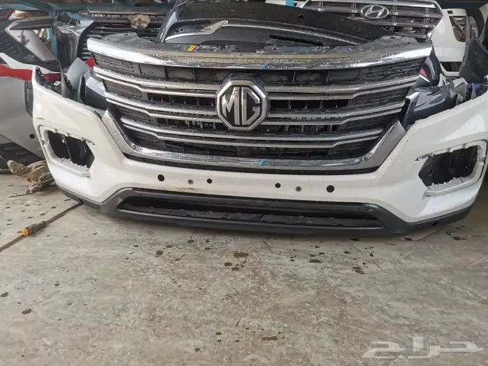 صدام امامي ام جي اركس 8 0