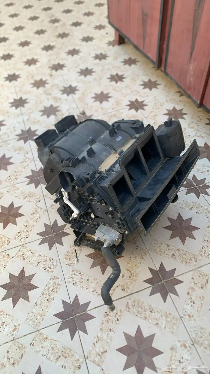 ثلاجه مكيف افالون 2000-2004 0