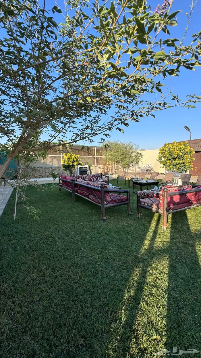 مربط ومنتجع 1