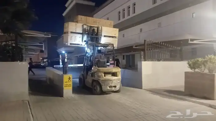 متخصصون في اجار الرفعات الشوكيه والكرينات مالفت زيسزر لف معد 1