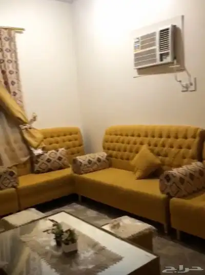 كنب ومخاد ودولاب زينه 0