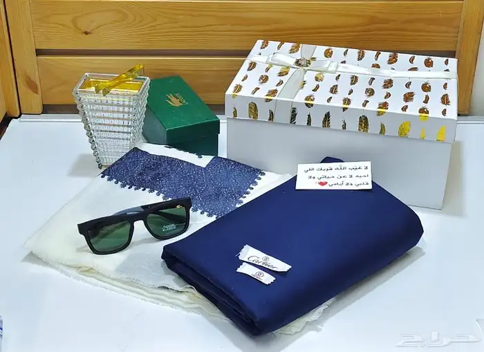 هدايا رجاليه قماش مع سديري 64