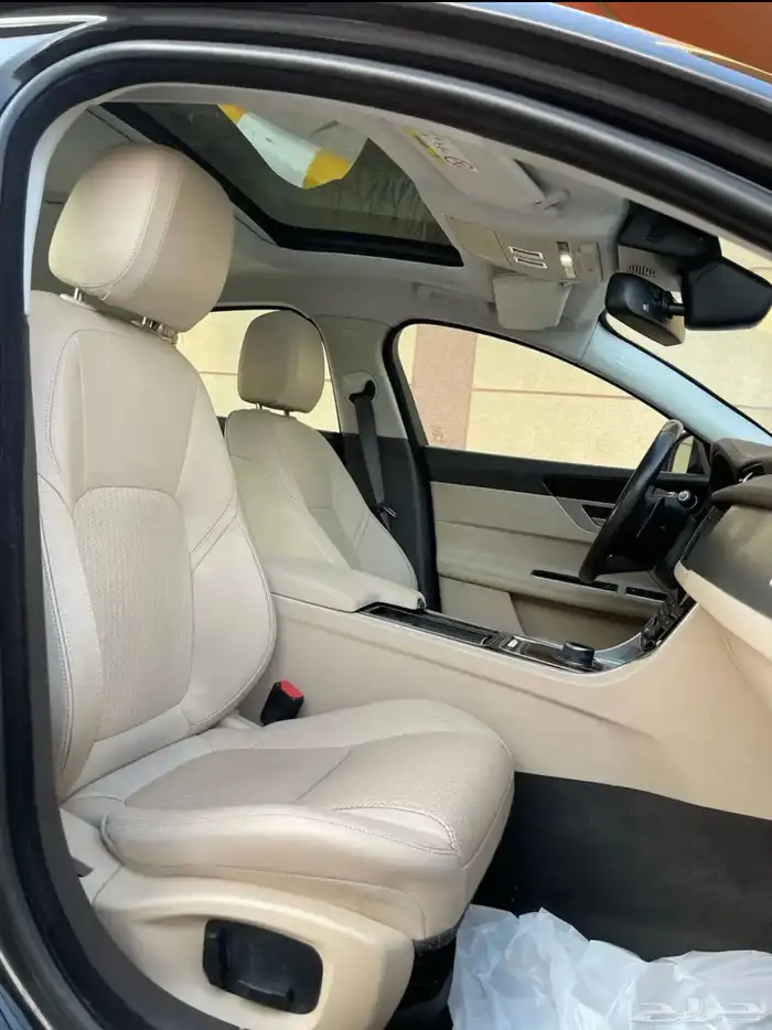 جاكوار xf 2018 15