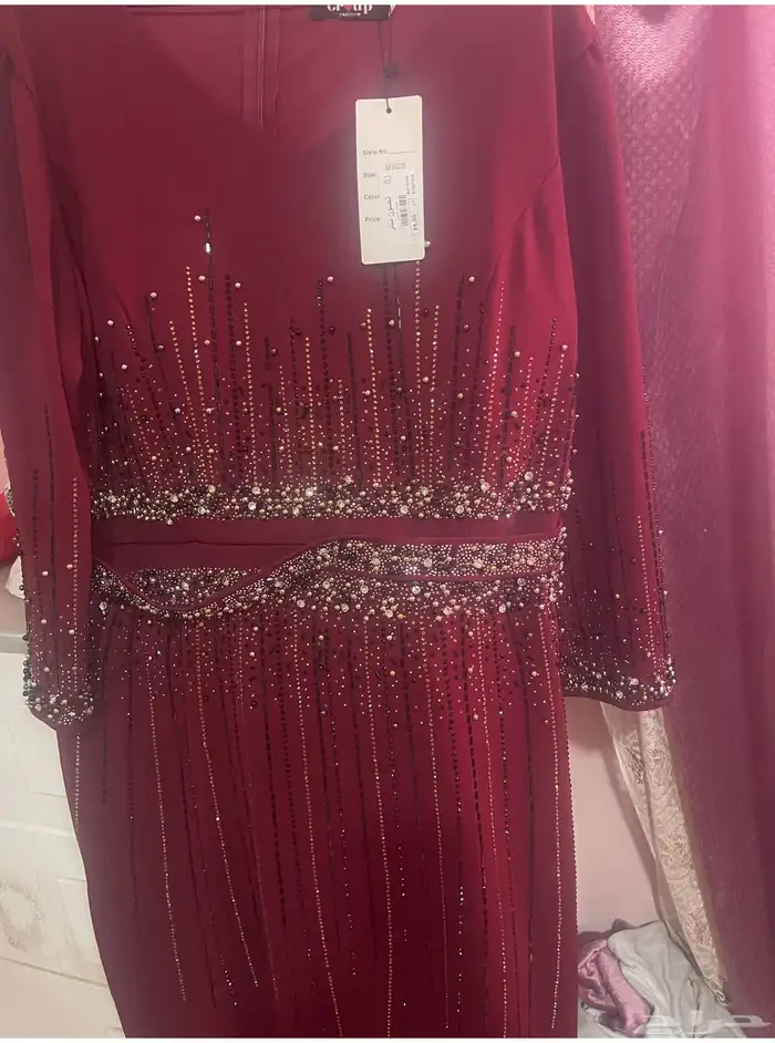 فساتين سهرة للبيع الون الاسود يوجد 2 مقاس ميديم200 ريال 7