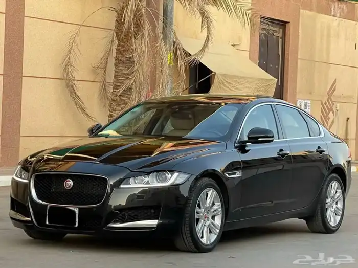 جاكوار xf 2018 1