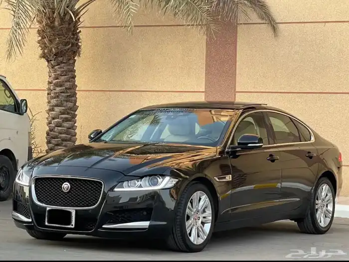 جاكوار xf 2018 3