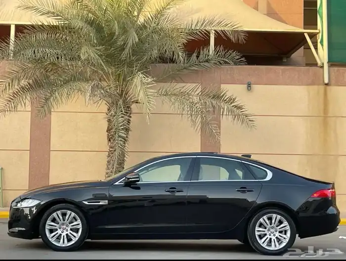 جاكوار xf 2018 2
