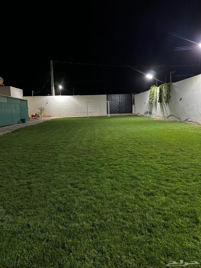 مربط ومنتجع 2