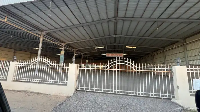 معرض سيارات 1