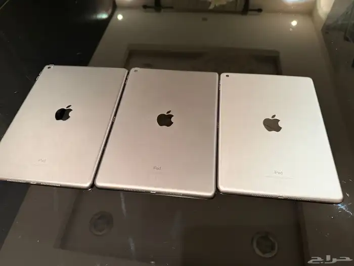 ايباد الجيل الثامن جهازين وجهاز الجيل السادس 1