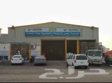 معرض تجاري للبيع بموقع مميز بمركز حي الضاحية الدمام 4