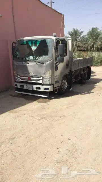 قلاب لنقل البضائع والاخشاب 2