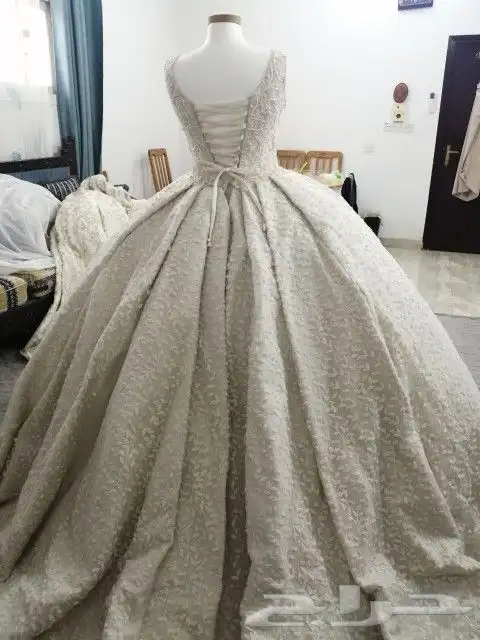 خصومات العيد  فساتين زفة عروس بأسعار مميزة للبيع أو الإيجار 32