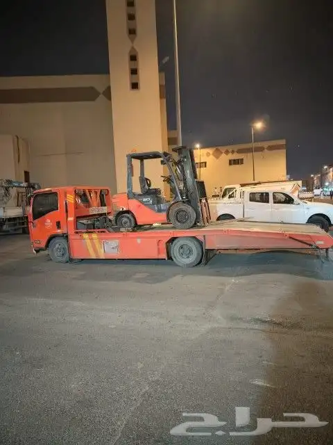 متخصصون في اجار الرفعات الشوكيه والكرينات مالفت زيسزر لف معد 0