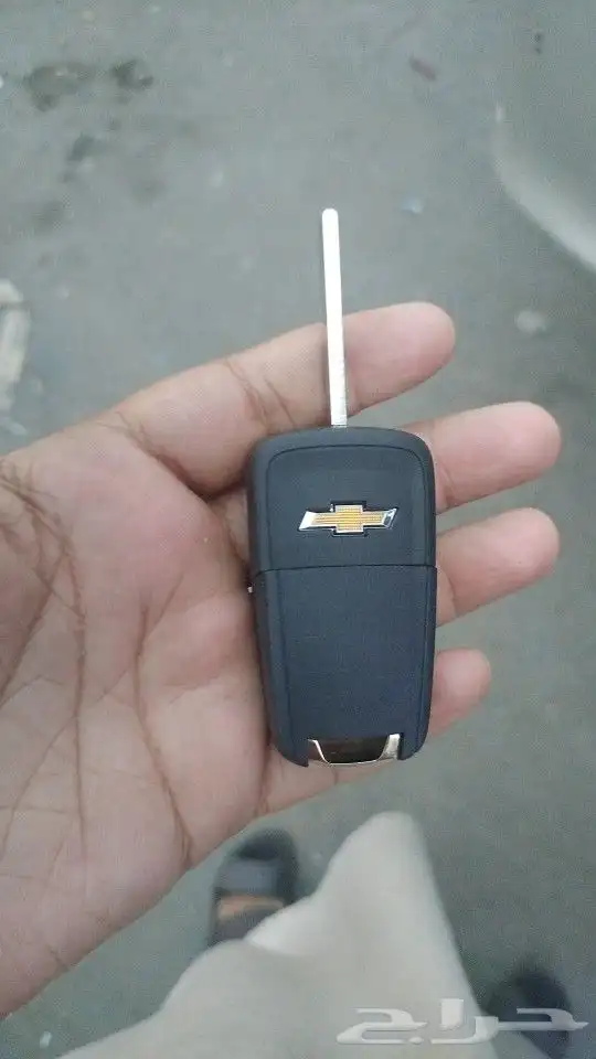 محل مفاتيح فتح سيارات وبرمجه ريموتات البصمه 2