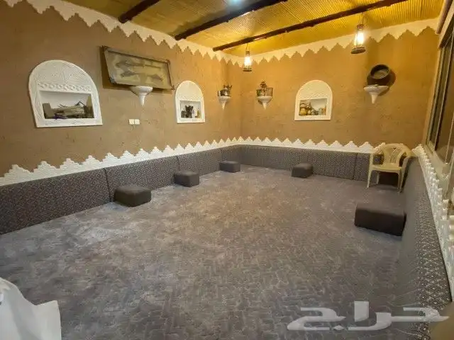 متخصصون في بناء الملحق ومجالس 1